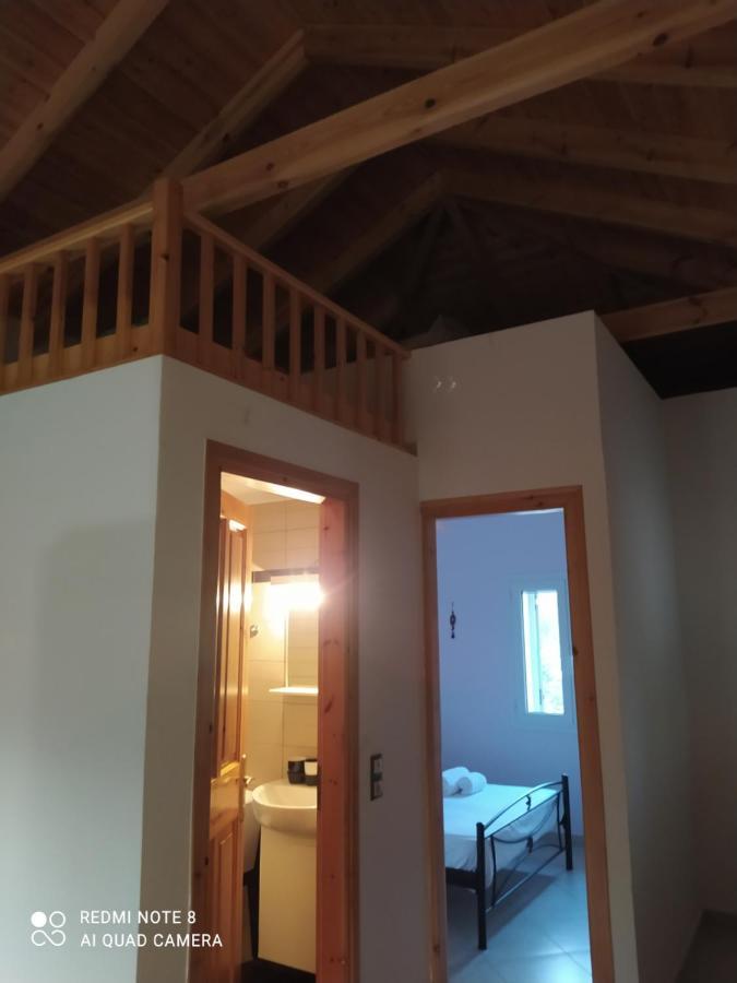 Ozena Countryside Apartment Vromonérion Eksteriør bilde
